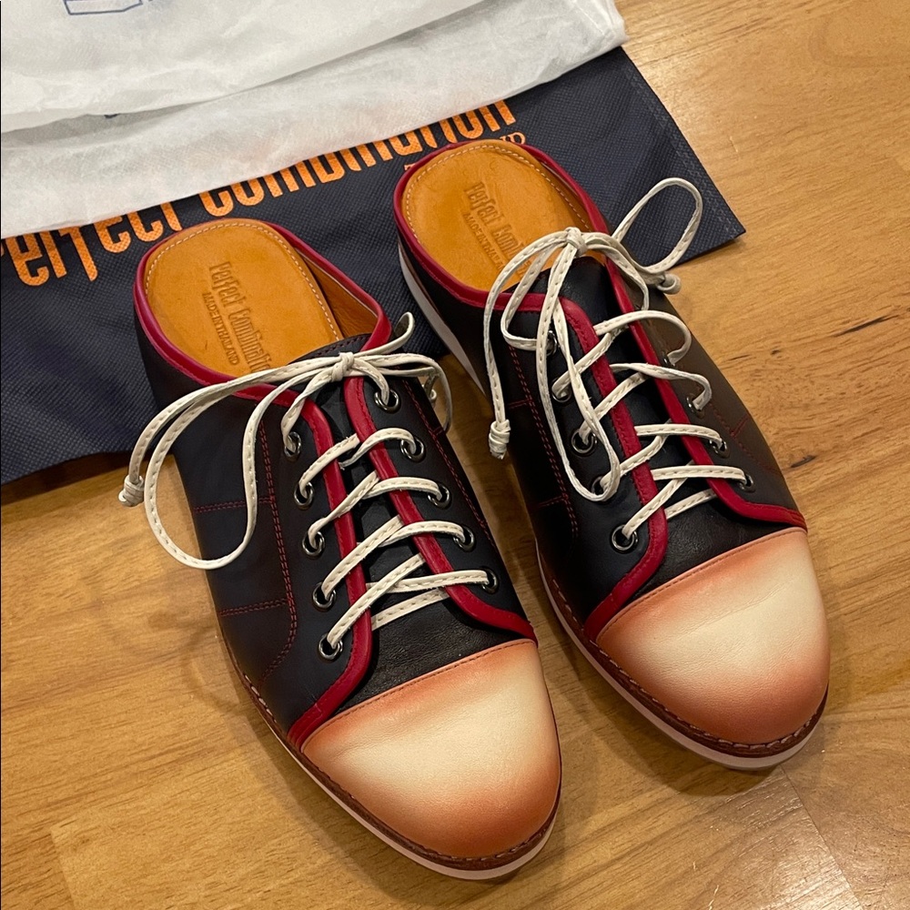 Leather Lace Up Slip on Shoes from Thailand. Navy Red Cream Women’s EU 39 US 8